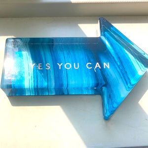 Glass arrow decoration